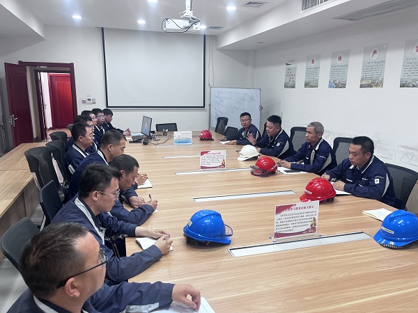 1718867686944035.jpeg 分析讲评会.jpg